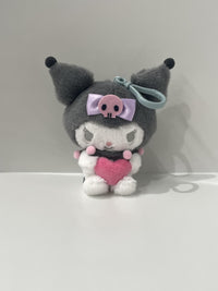 Porte clé peluche 10cm Kuromi avc cœur SANRIO