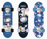 Skateboard à doigts dans l'espace SNOOPY