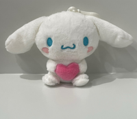 Porte clé peluche 10cm Cinnamoroll avc cœur SANRIO