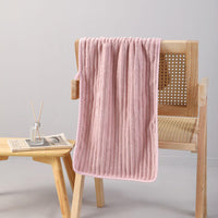 Serviette de toilette rose en polaire Wavy Coral Series